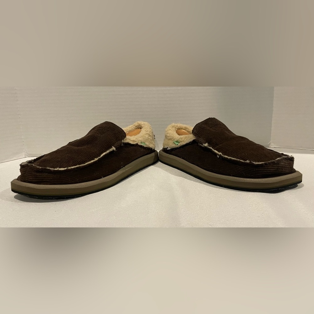 SANUK Chiba Chill Shearing Lined Brown Slip On Loafers Men’s Size 9 - Picture 4 of 7